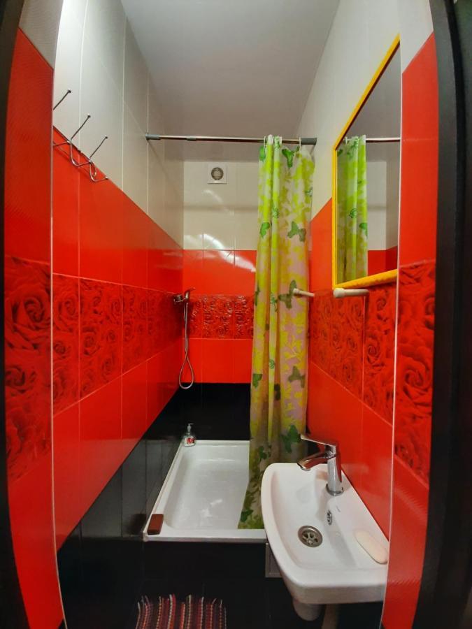 Большая 3 Комнатная Квартира Tcherkassy Extérieur photo