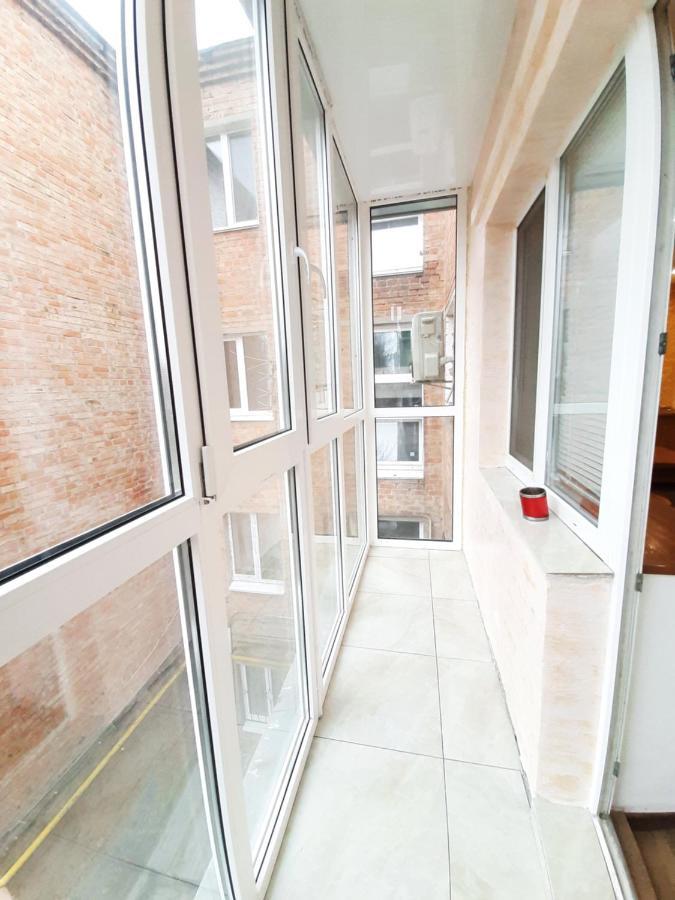 Большая 3 Комнатная Квартира Tcherkassy Extérieur photo