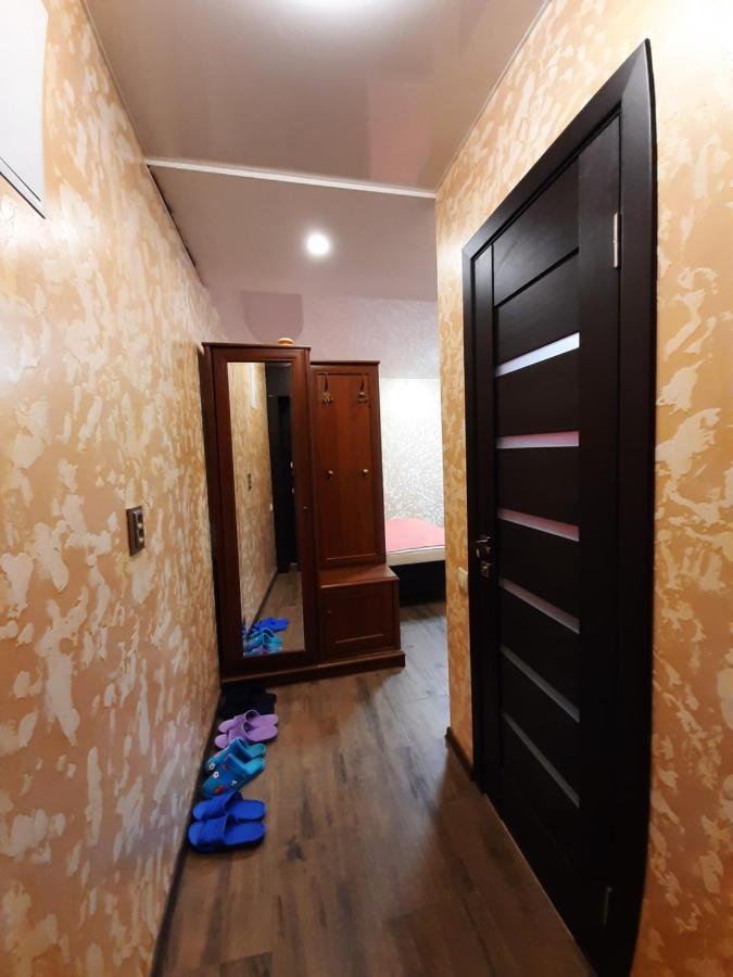 Большая 3 Комнатная Квартира Tcherkassy Extérieur photo